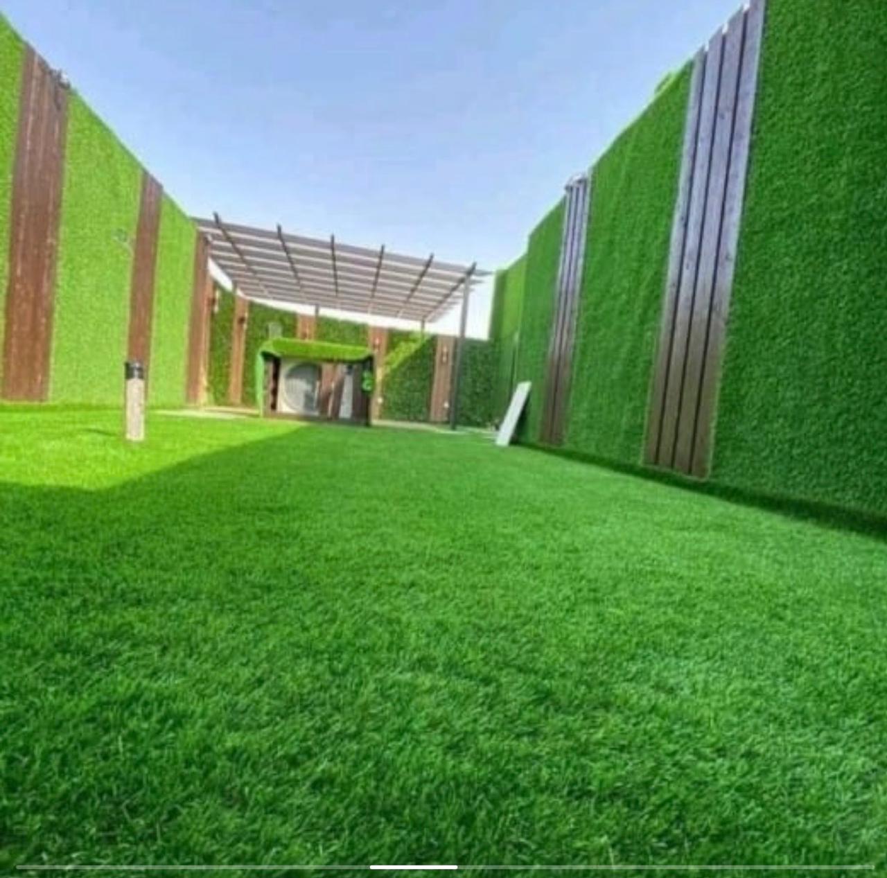  العشب الصناعي